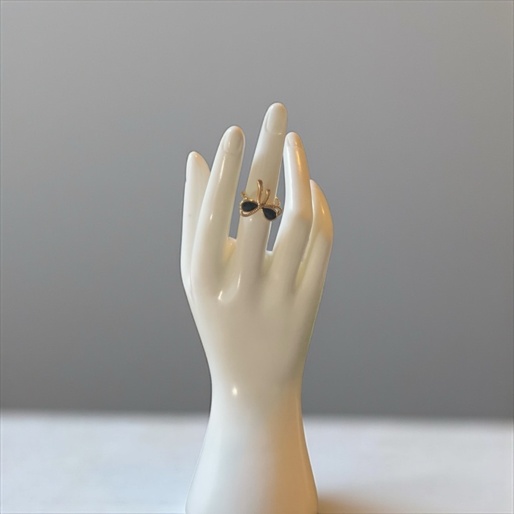 Gorgeous Gold and Black Bow Ring - NWOT - Picture 4 of 4